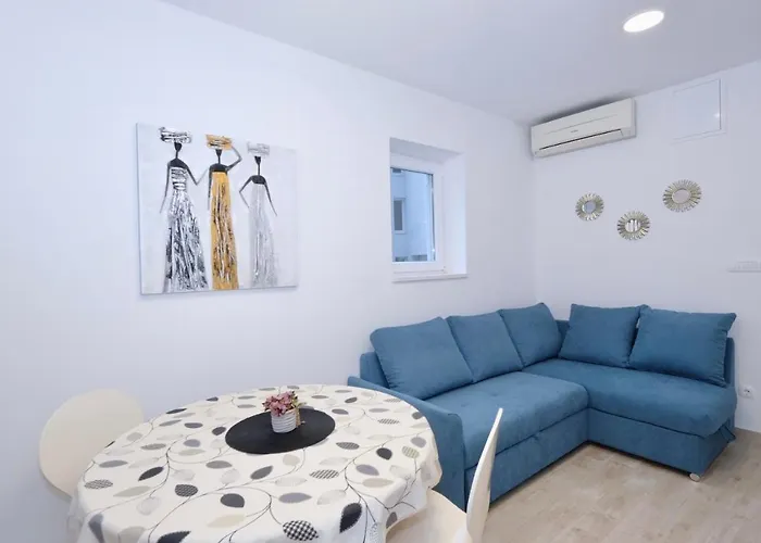 Apartment Smile